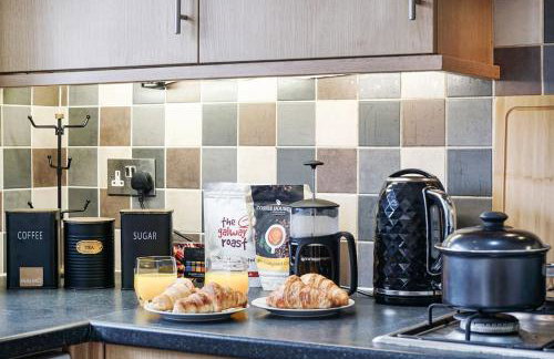 4BR 6Beds 3 Bath Private Parking Garden Kings Cross 25 min & Harry Potter - Foto 5