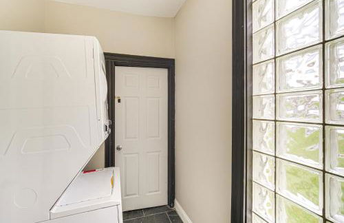 4 Mi to Dtwn Modern Retreat with Yard in Cleveland - Foto 20