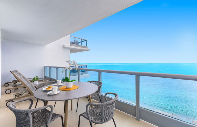 Dharma Home Suites Miami at Monte Carlo - Foto 77