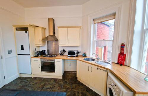 Modern Victorian Charm in a Great Location - Foto 2