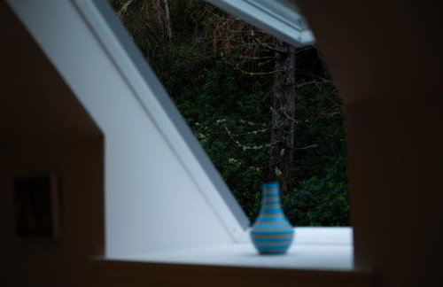 Forest Corner Luxury Home with Hot Tub - Foto 27