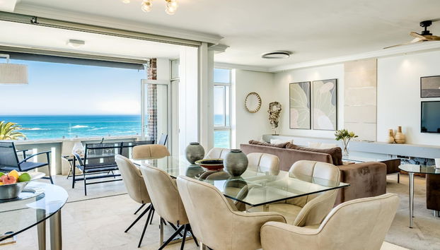 Camps Bay Beachside 2bed w Sea View Cloud 9 - Foto 3, Habitación