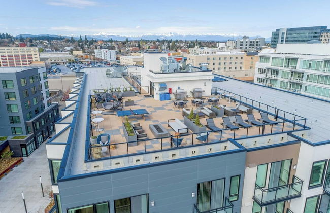 Marina Square Suites - Photo 27