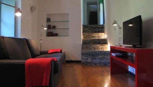 2 Bed House Sleeps 5 - Terrace - Communal Pool - Photo 5