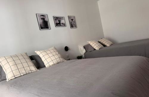 Trendy Urban Hideaway in Madrid - Photo 8