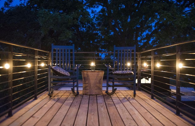 The Woods- Container Tiny House 12 min to Magnolia Baylor Downtown - Foto 24