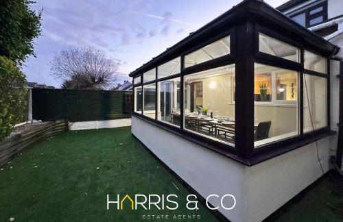 Sandringham & Spa Villa - Foto 32