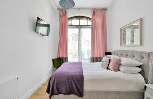 Alloa City Centre - Foto 36