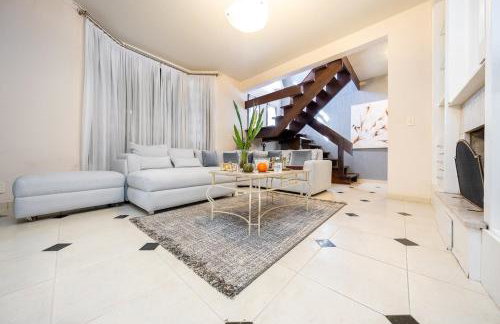 3 Bedroom Townhouse with Pool and Gourmet Area - Foto 7