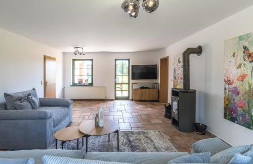 Ferienhaus Wiesenquartier - eingezäuntes Grundstück und Platz für 10 Personen - Foto 1