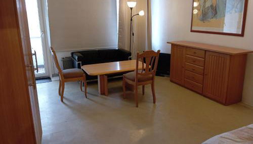 Apartement Nähe Supermärkte & Natur & gute Anbindung & Balkon - Foto 3