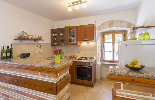 Holiday house Matija with a pool - Foto 12