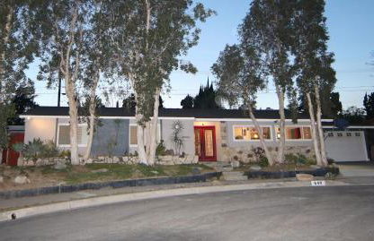 Artistic Resort Like Home with Pool - Photo 31