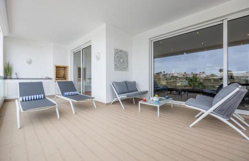 CoolHouses Algarve Lagos, 3 Bed modern Flat, outdoor & Indoor pools, Gym, Amor à Vida - Foto 12