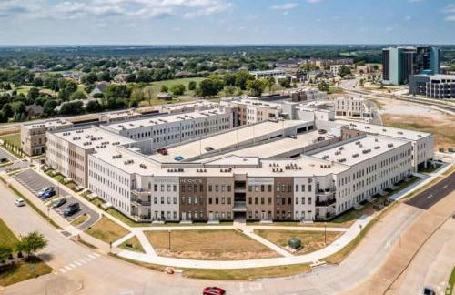 Pinnacle Heights 1Bdrm 2nd flr Near Walmart Amp Pool Fitness Center Yoga Studio Dog Spa - Foto 26