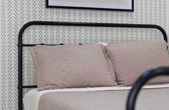 Heated Pool & Spa Mini Golf Bowling Game Room perfect for family - Photo 37