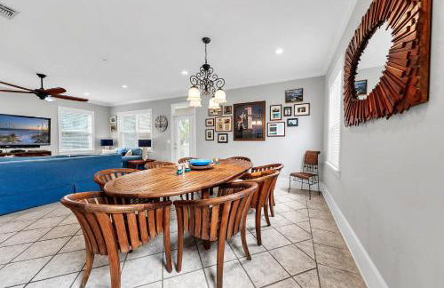 The Spyglass a 5 bed 3 bath house that sleeps 14 and just 67 steps from the beach - Foto 32