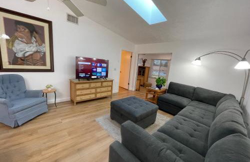 Stylish budget friendly retreat! - Foto 1