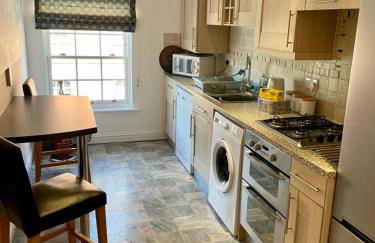 The Knots-Spacious 3 bedroom apartment in Bridport - Photo 4