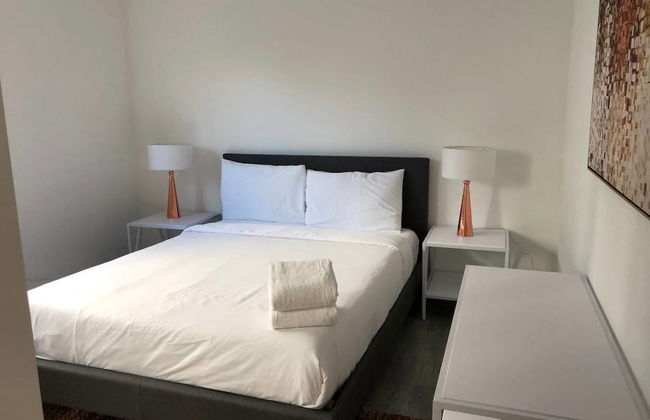 Brand NEW Luxury Spacious 3bdr Townhome Close to 3rd St - Photo 6