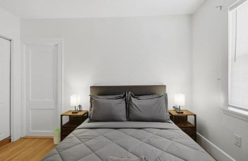 Cozy&Spacious 6Br home in Newton - Foto 26