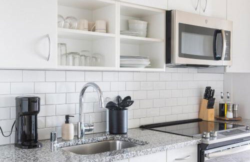 Luxury Studio Apt Near Brady St with Balcony and Lake View - Foto 16