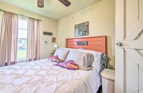 Half-Mi to Seadrift Harbor Seadrift Home with Deck - Foto 18