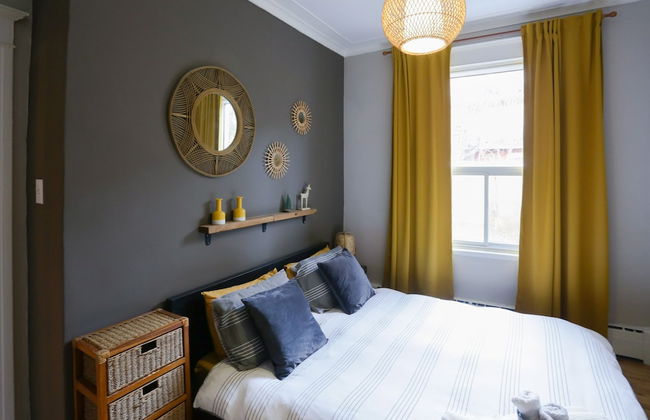 The Authentic and Charming Montrealer - Foto 7