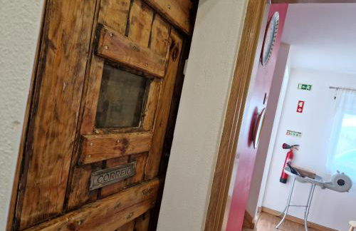 Moradia T2 em bairro pitoresco da Covilhã - Foto 14