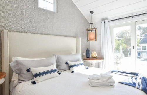 Designed for vacation Easy 0 3 mi walk to Grey Neck Beach - Photo 13