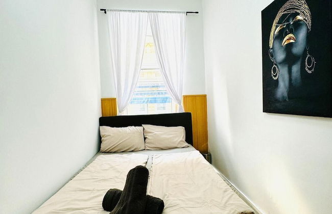 10 Economy Rooms-Shared Bath & Kitchen - Photo 36