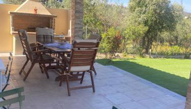 RELAXING POOL HOUSE IN LAGONISI 2 - Foto 2