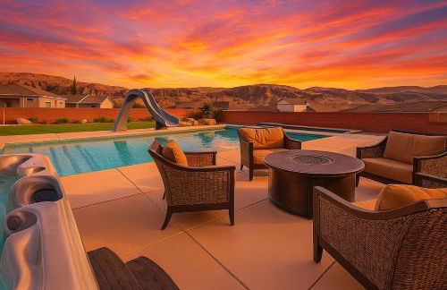 Pool & Hot Tub & Fire Pit & Water Slide - Foto 1