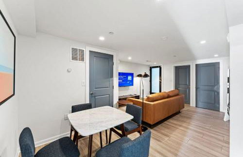 Stately DC Rowhome Spacious 7BR & 4BA #DCottage - Foto 42