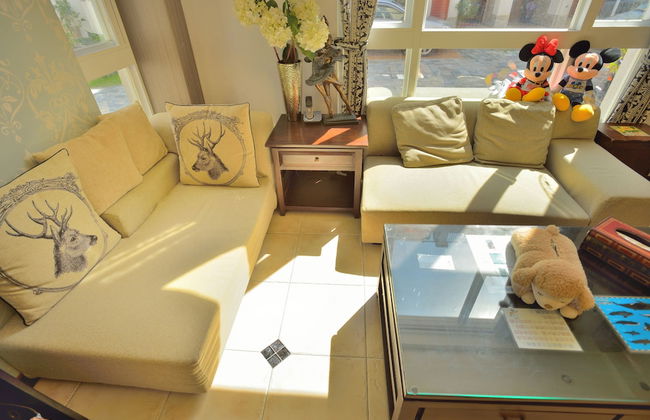 White Cotton Candy B&B - Photo 3