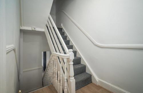 Anfield House - Liverpool Retreat 7 Bedroom Home - Photo 39