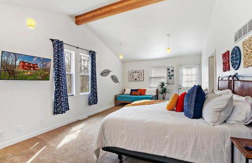 Rare Gem! Game Room, Hot Tub, Near Lake, Pet Ok - Foto 18