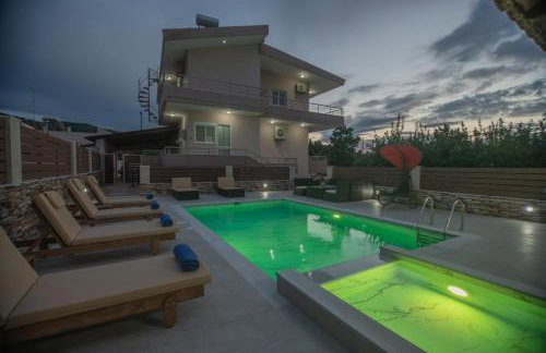 M & S Villa - 4 bedroom villa with heated pool - Foto 78