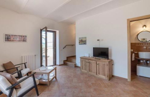 Nice Apartment In Avigliano Umbro - Foto 16