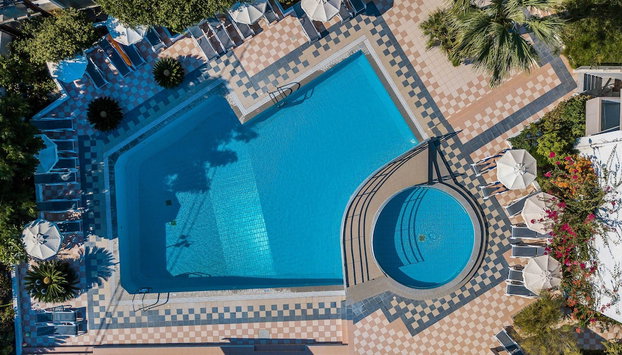 Irinna Hotel-Apartments - Foto 2, Imagen principal