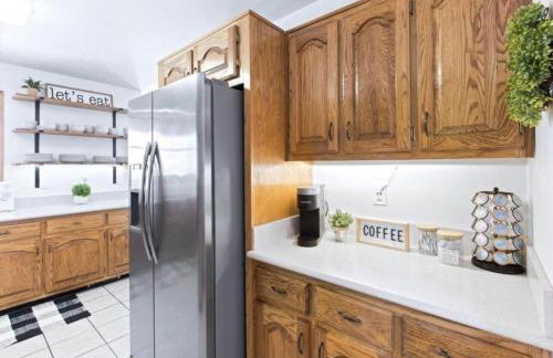 Wooded Retreat with game area and hot tub - Foto 13