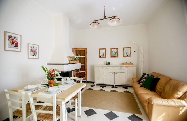 Villa Indipendente con Piscina Privata e Idromassaggio - Foto 16