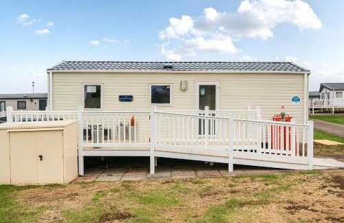 Cabin - Sleeps 4 - Pets Ok - Balcony - Parking - Foto 11
