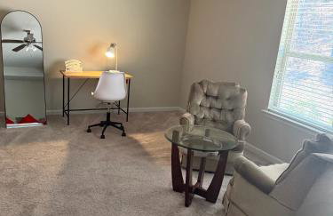 Stay in a brand new townhome in Winder! - Foto 19