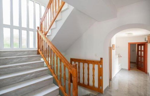 Cozy Home In Prolozac Donji With Wifi - Foto 14