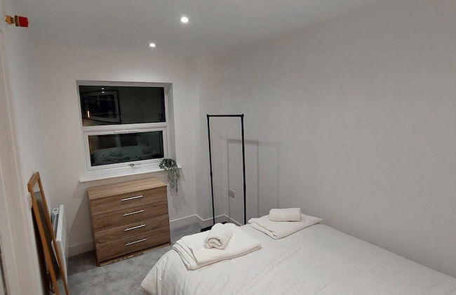 Modern 2 Bedroom Apartments - Camberley - Foto 12