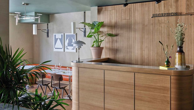 Schwan Locke - Foto 3, Recepción