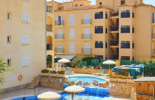 Sol y Mar Apartments - Photo 22