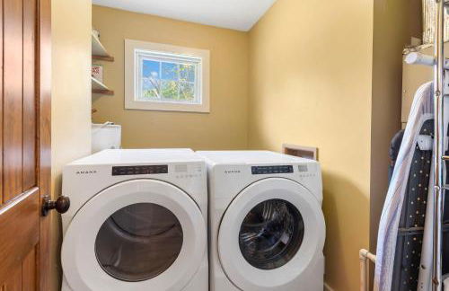 Lake Escape Lakefront Lodge at Red Bud Cove - Foto 33