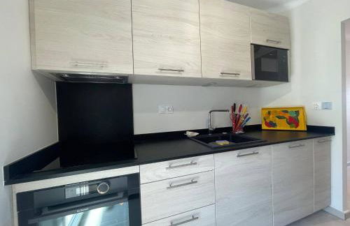 Precioso apartamento con vistas espectaculares de la Bahia Roses AV-48 - Foto 19